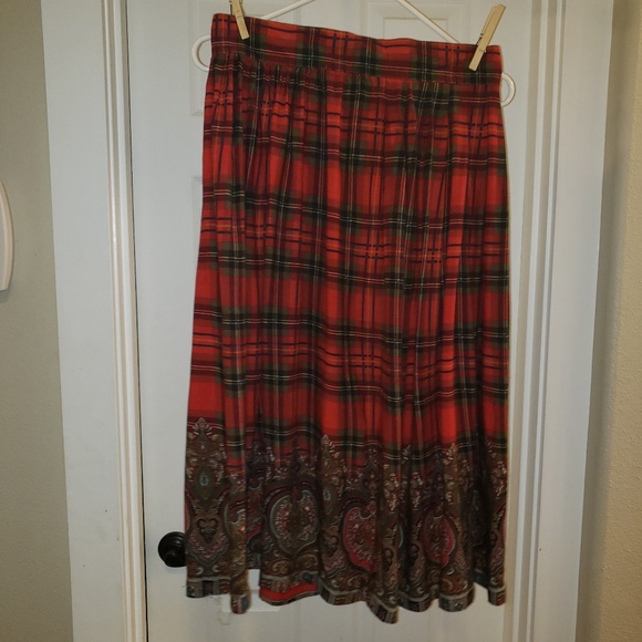 Di Di Scott Pettie 10 Skit - Picture 1 of 8